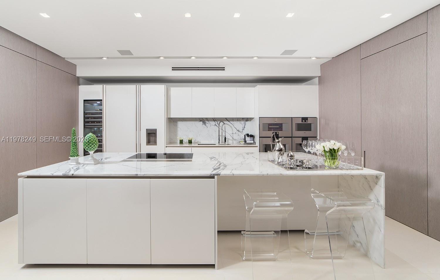 10201 Collins Ave #707, Bal Harbour FL 33154