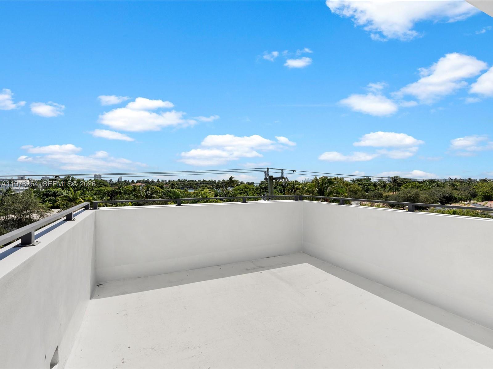 1134 71st St #3, Miami Beach FL 33141