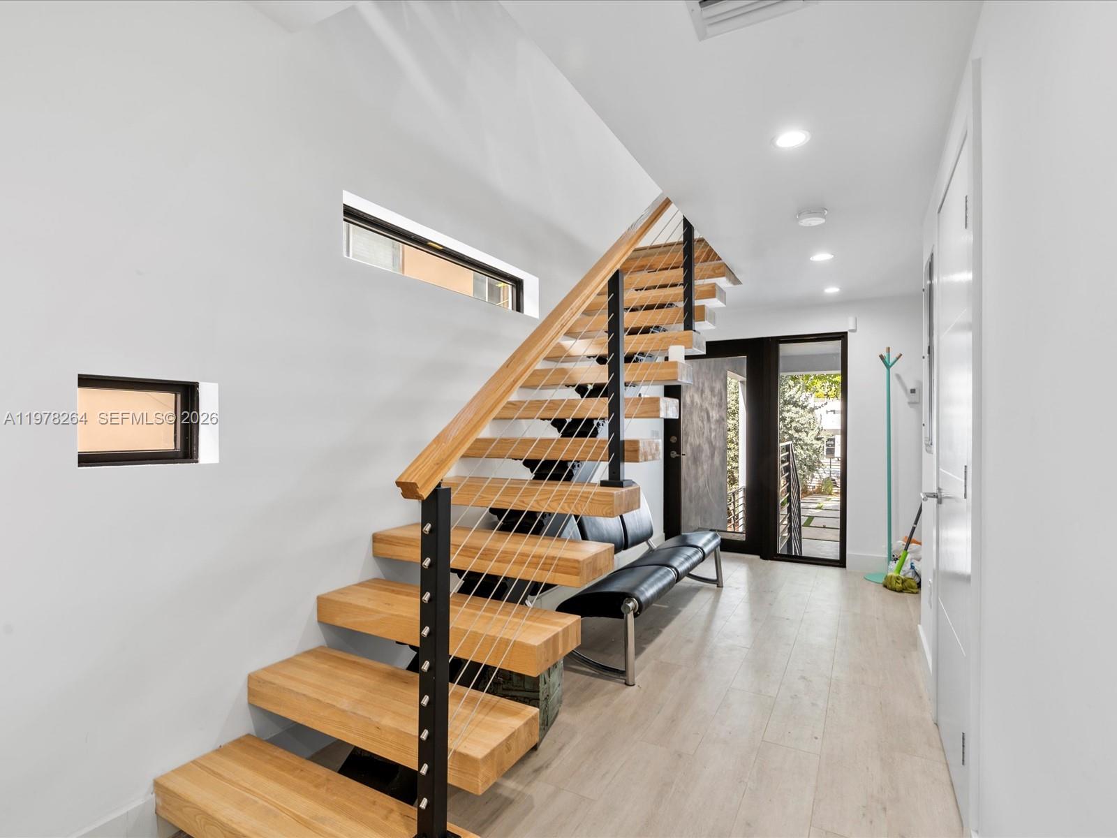 1134 71st St #3, Miami Beach FL 33141