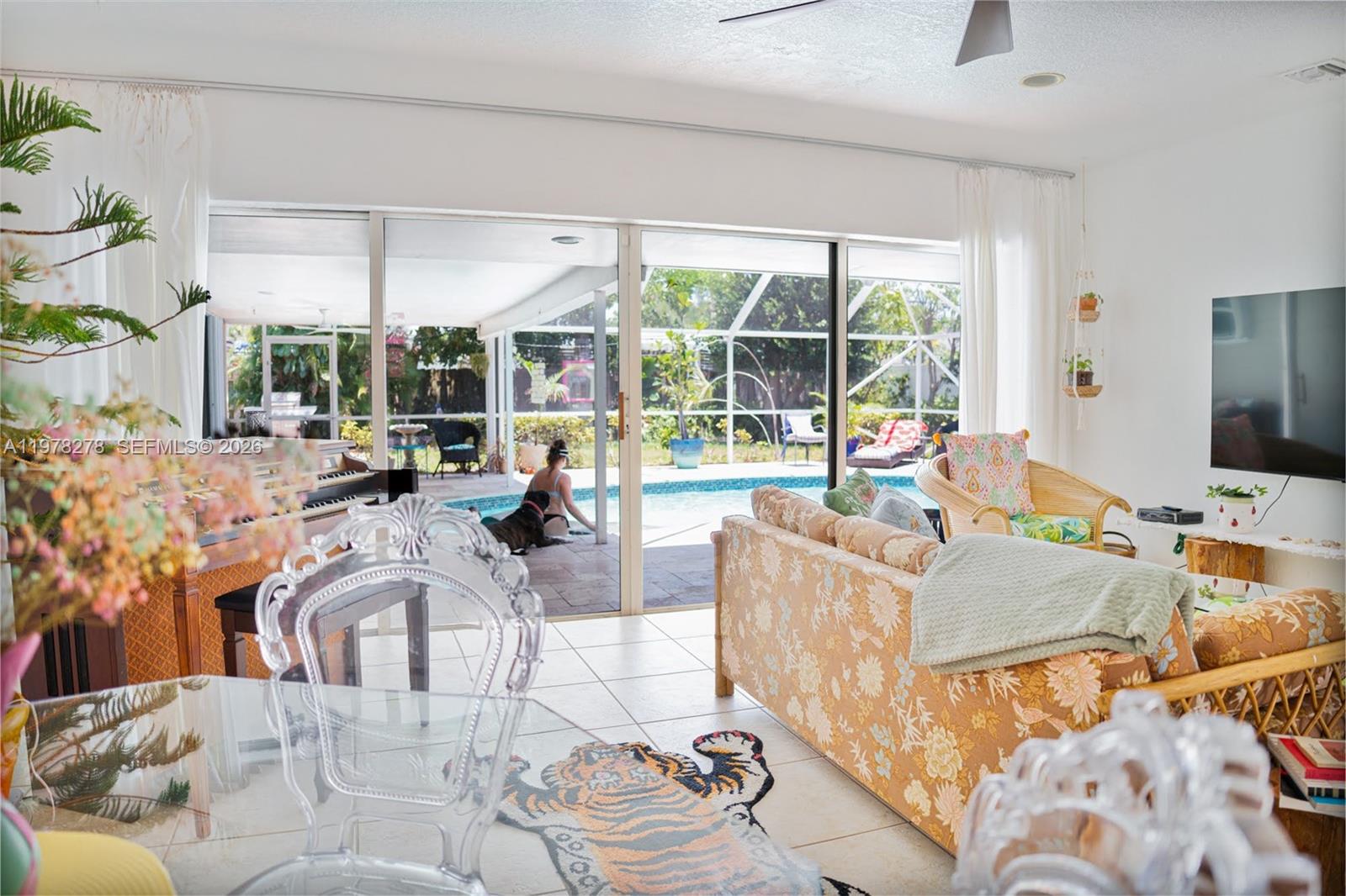 809 SE 14th Dr, Deerfield Beach FL 33441