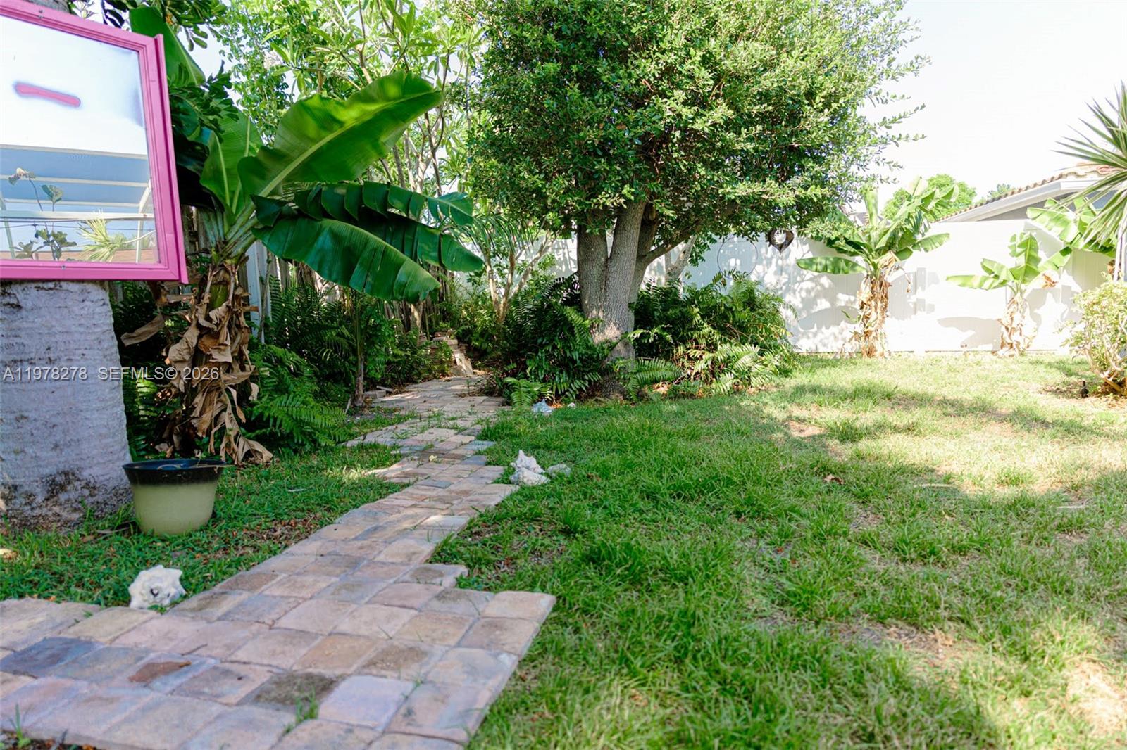 809 SE 14th Dr, Deerfield Beach FL 33441