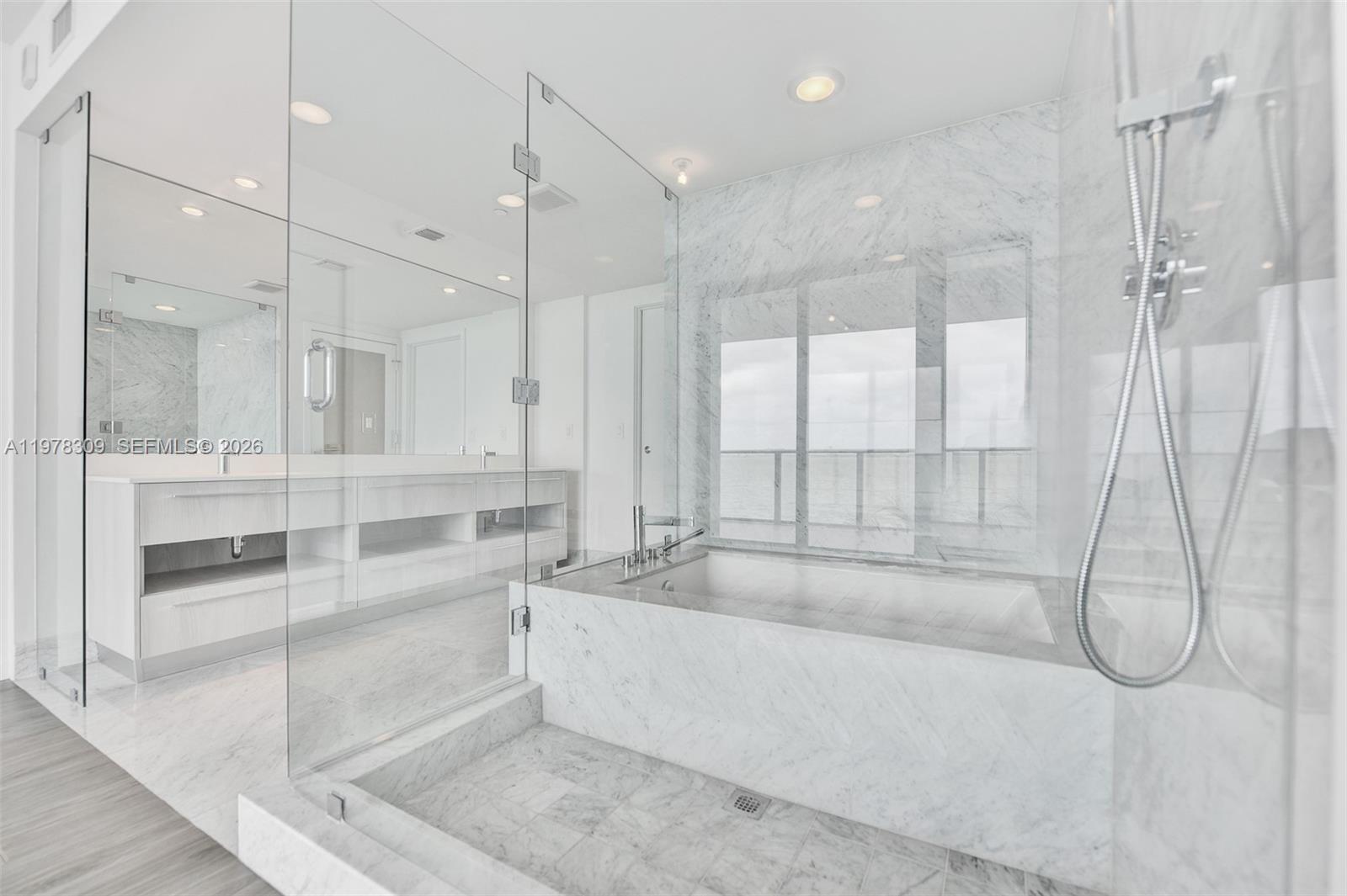 3131 NE 7th Ave #3101, Miami FL 33137