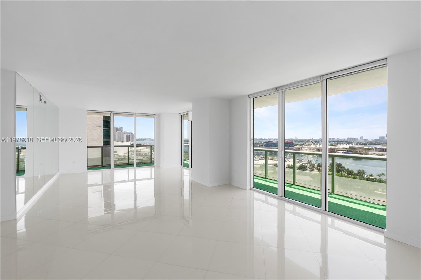 50 Biscayne Blvd #1902, Miami FL 33132