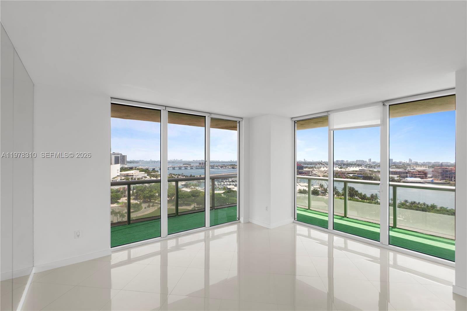 50 Biscayne Blvd #1902, Miami FL 33132