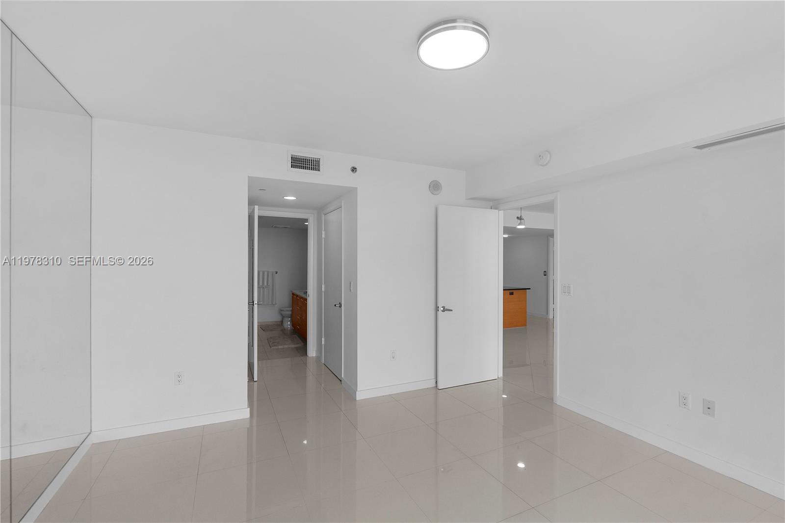 50 Biscayne Blvd #1902, Miami FL 33132