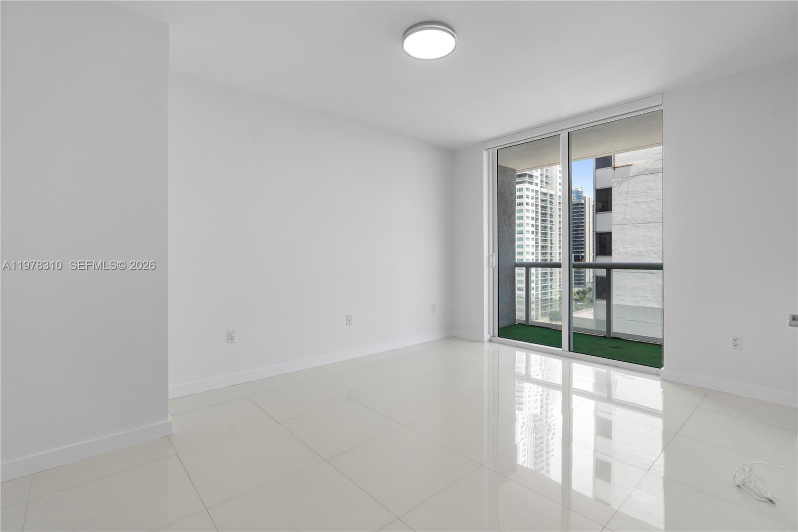50 Biscayne Blvd #1902, Miami FL 33132