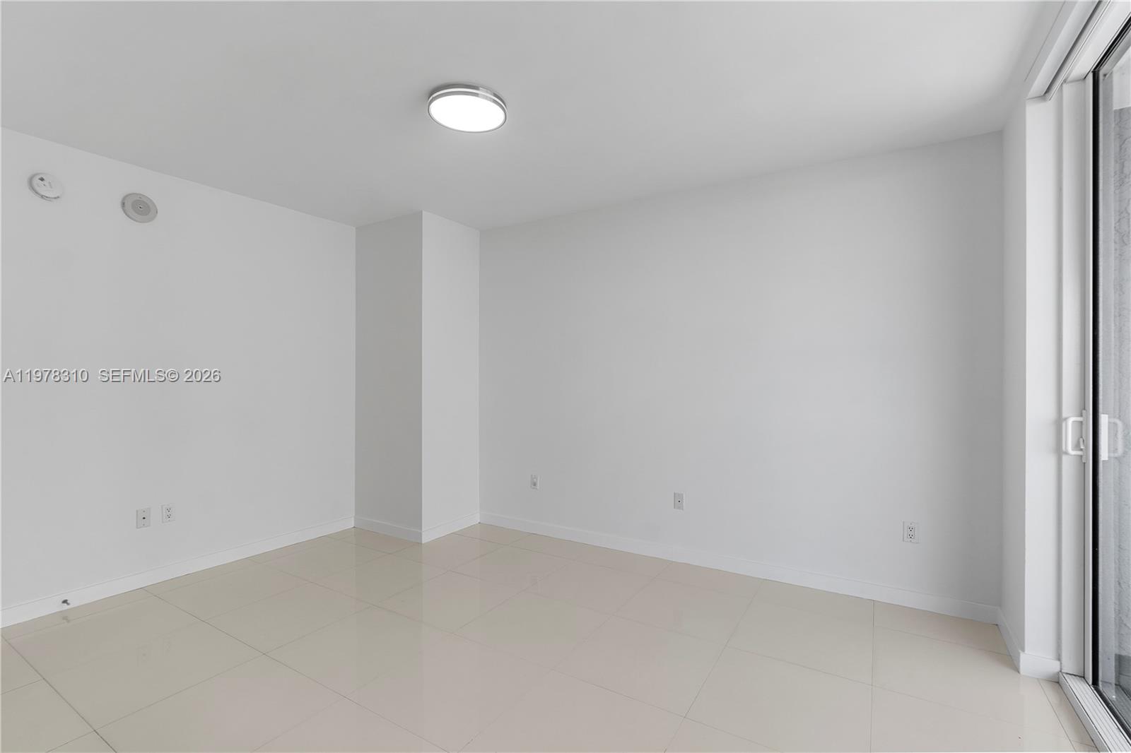 50 Biscayne Blvd #1902, Miami FL 33132