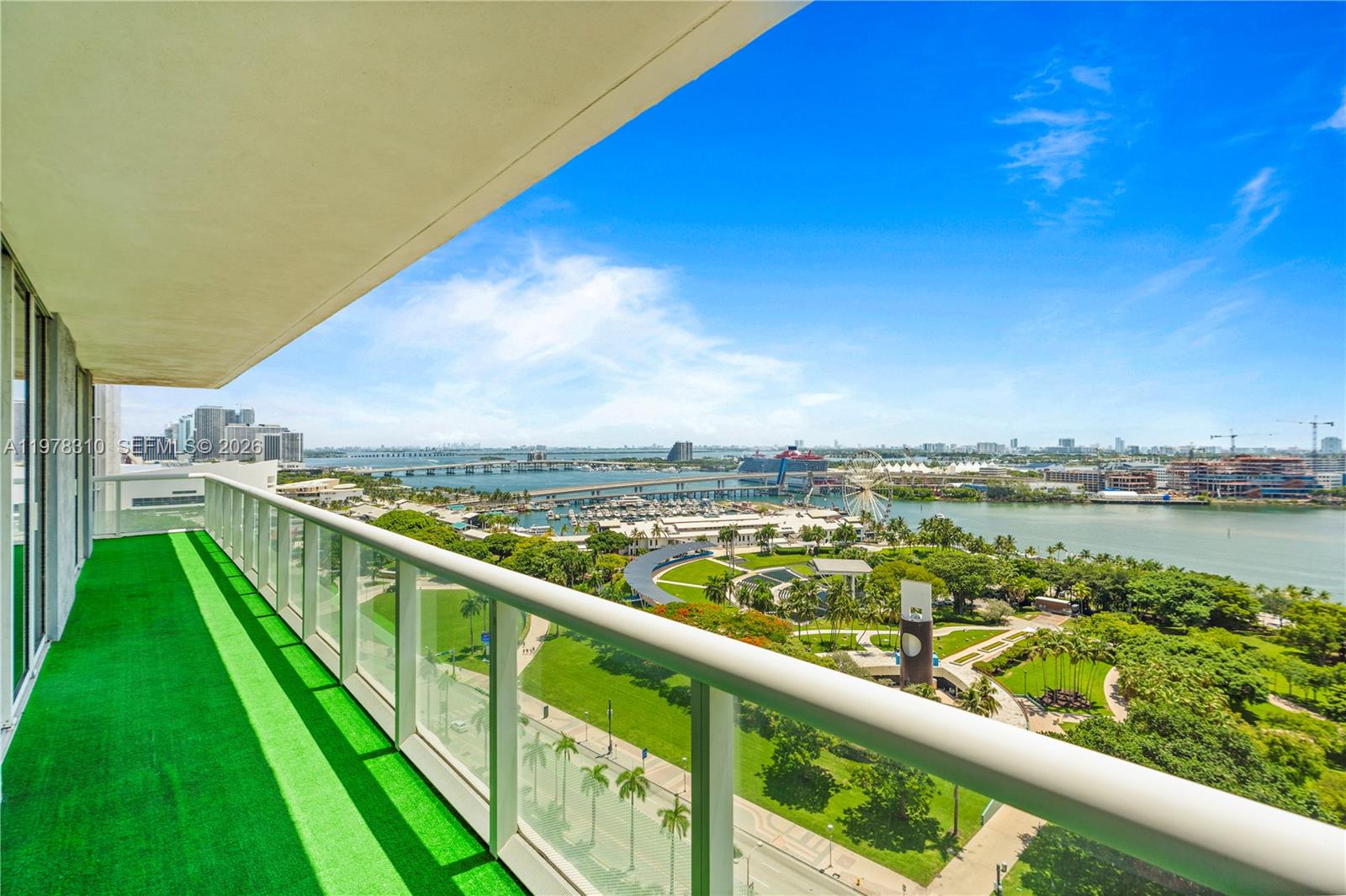 50 Biscayne Blvd #1902, Miami FL 33132
