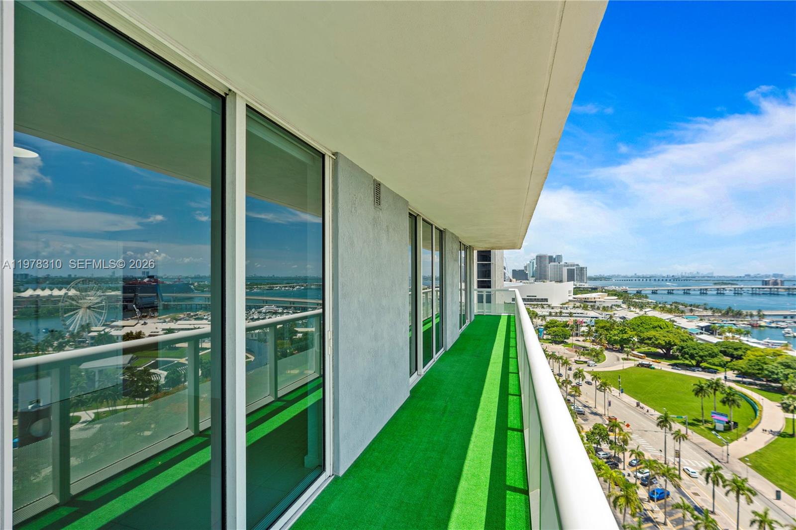 50 Biscayne Blvd #1902, Miami FL 33132