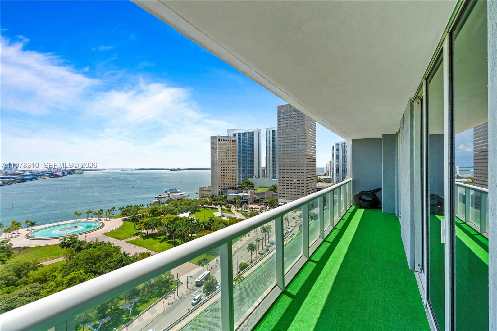 50 Biscayne Blvd #1902, Miami FL 33132