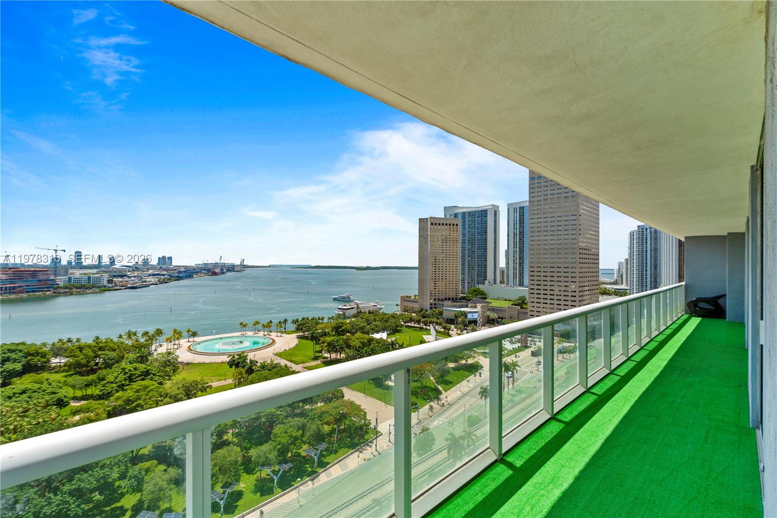 50 Biscayne Blvd #1902, Miami FL 33132