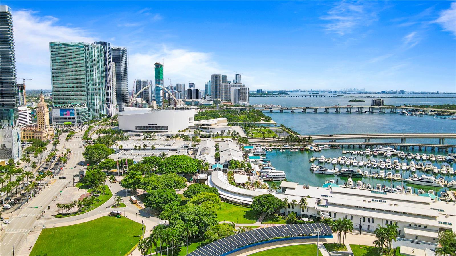 50 Biscayne Blvd #1902, Miami FL 33132
