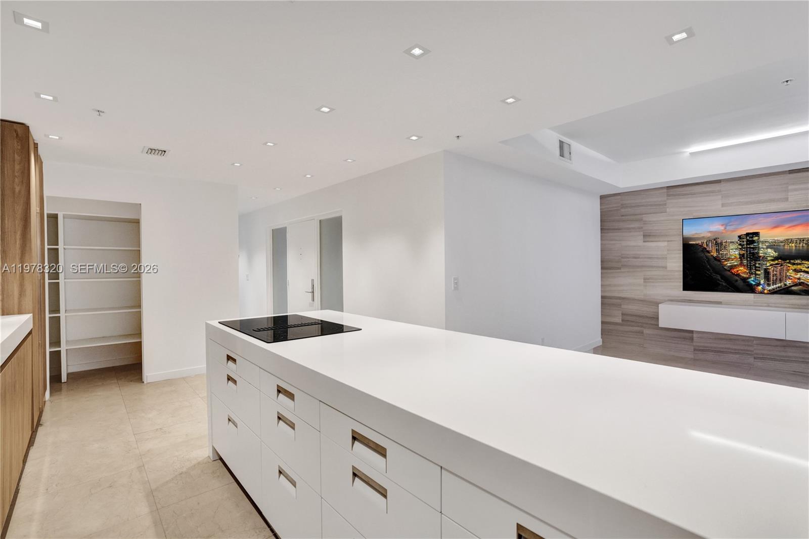 1415 Sunset Harbour Dr #202, Miami Beach FL 33139
