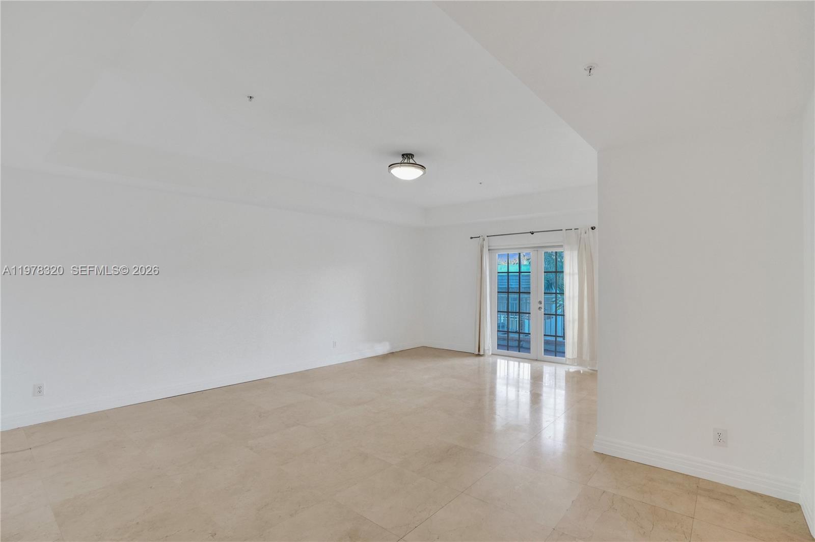 1415 Sunset Harbour Dr #202, Miami Beach FL 33139
