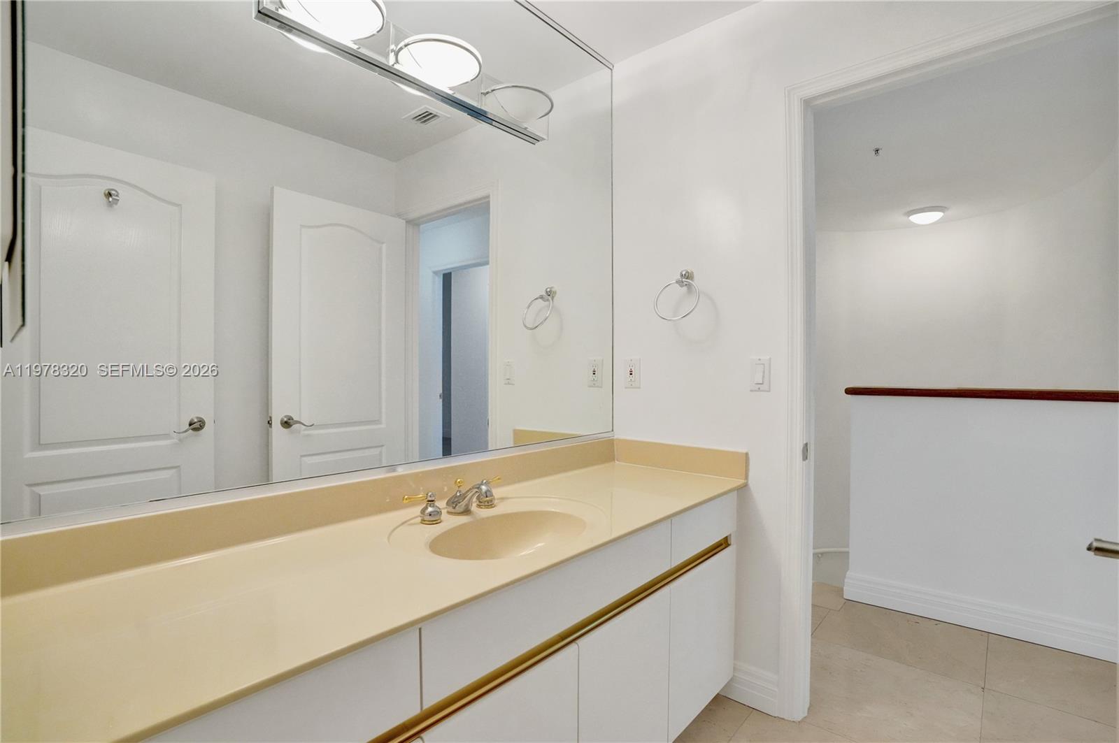1415 Sunset Harbour Dr #202, Miami Beach FL 33139