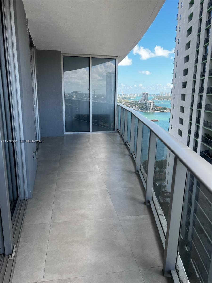 488 NE 18th St #2302, Miami FL 33132