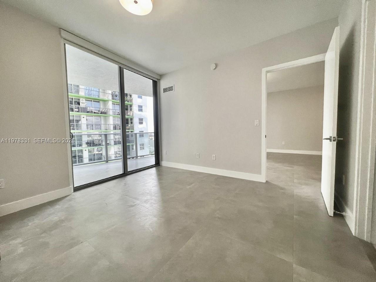 488 NE 18th St #2302, Miami FL 33132