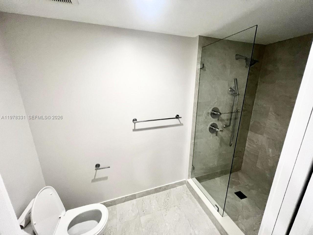 488 NE 18th St #2302, Miami FL 33132