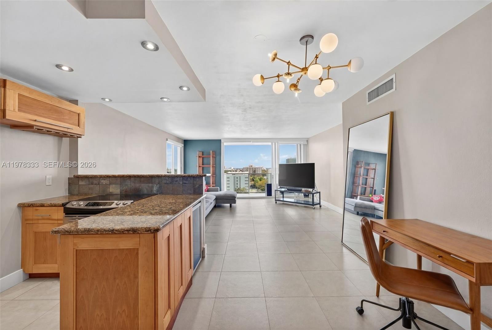1000 West Ave #910, Miami Beach FL 33139