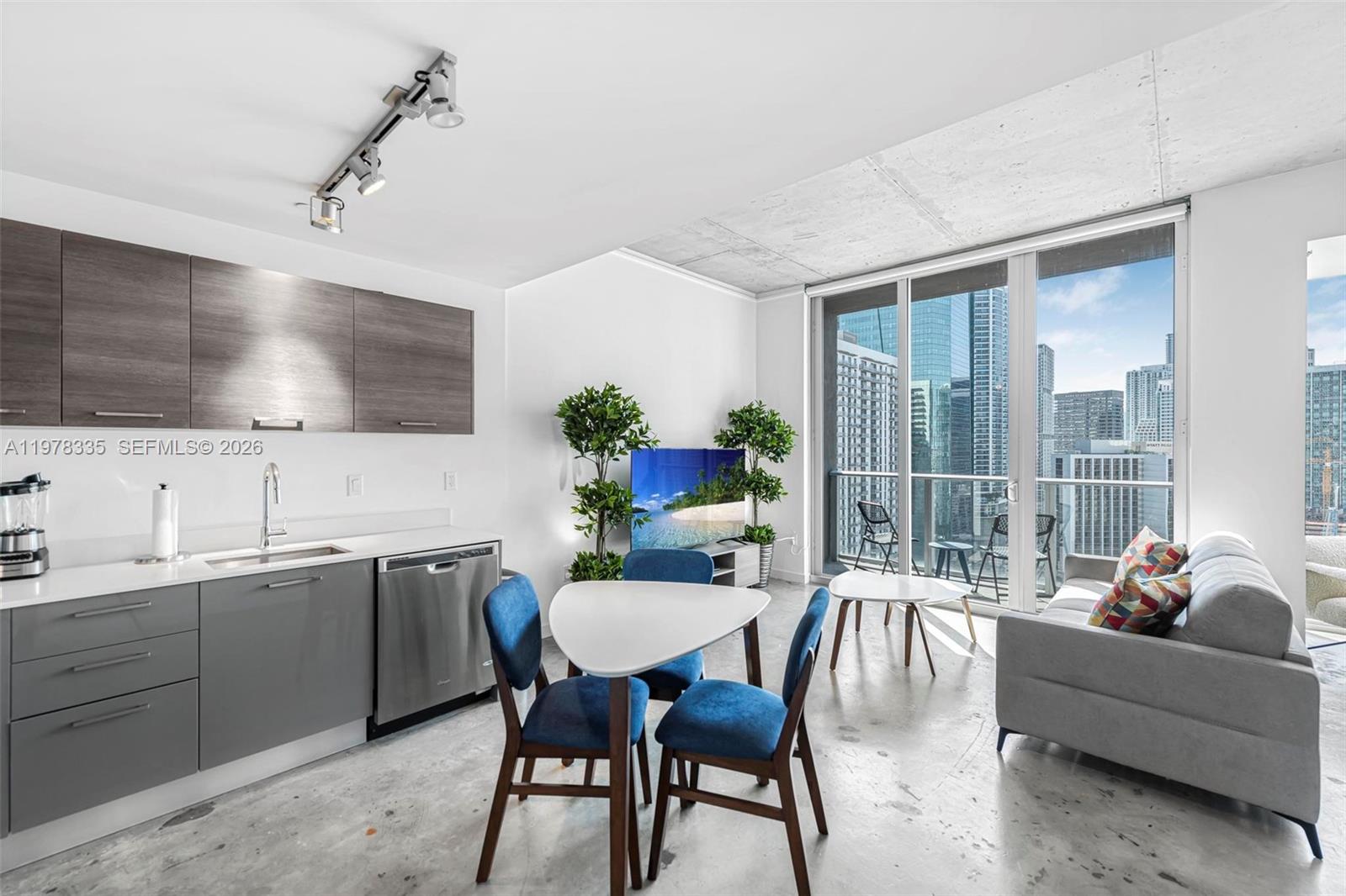 151 SE 1st St #2409, Miami FL 33131