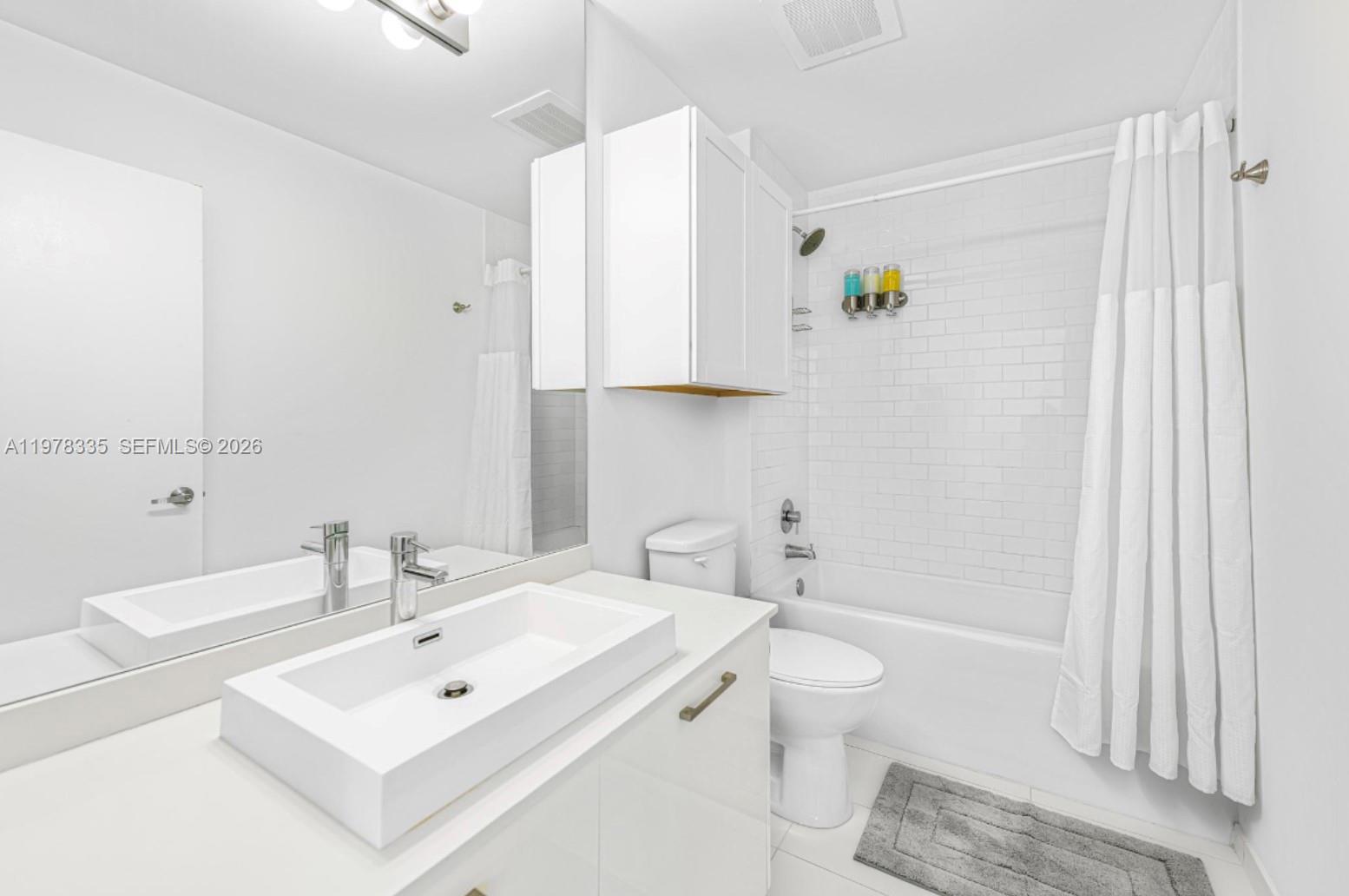151 SE 1st St #2409, Miami FL 33131