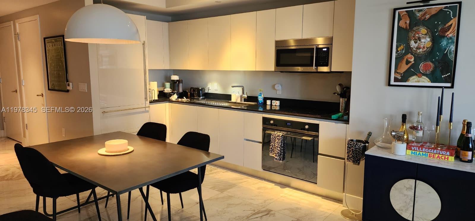 1010 Brickell Ave #4208, Miami FL 33131