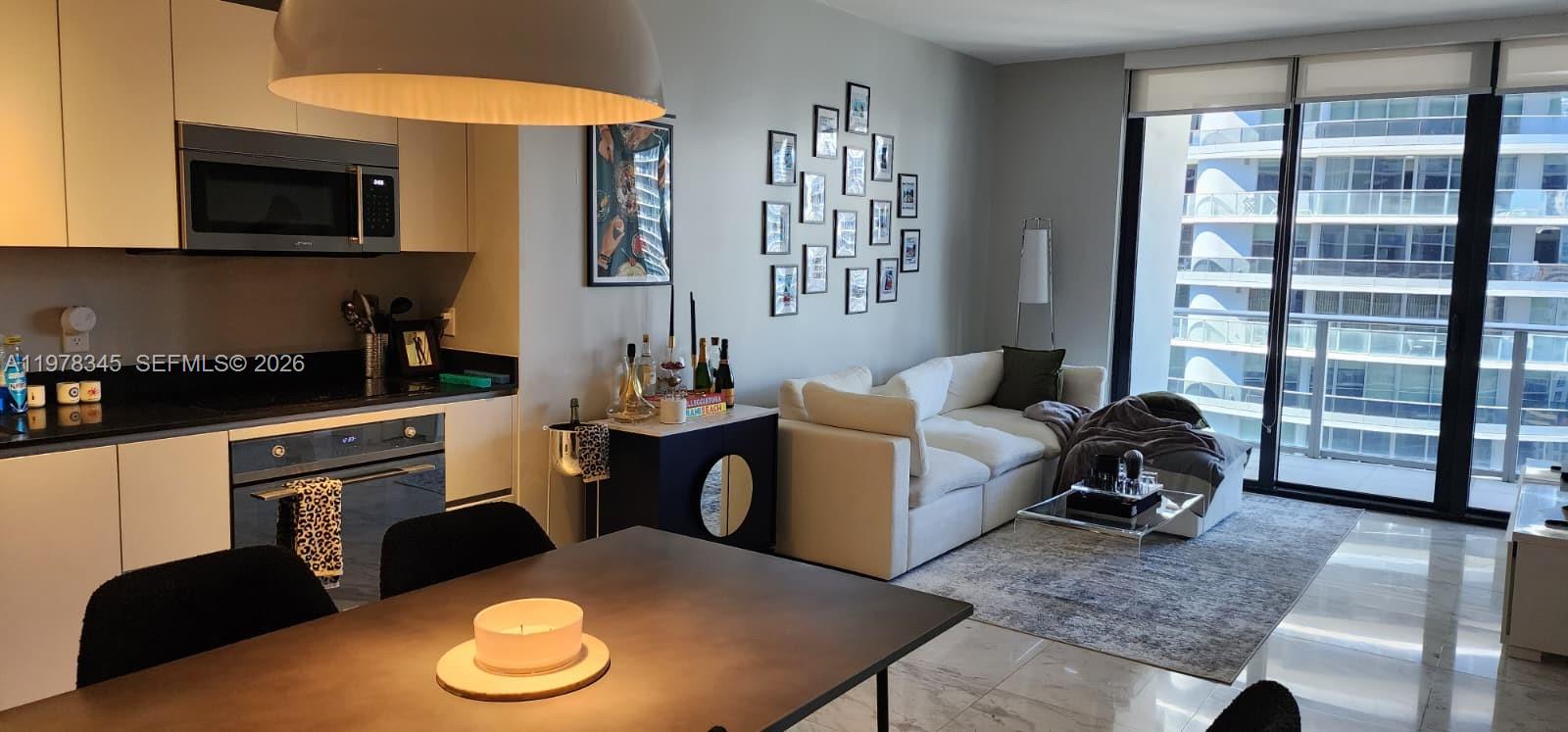1010 Brickell Ave #4208, Miami FL 33131