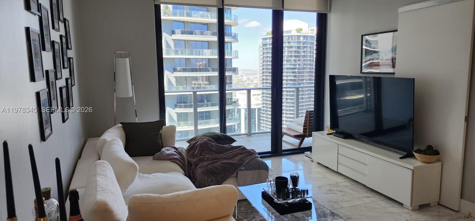1010 Brickell Ave #4208, Miami FL 33131
