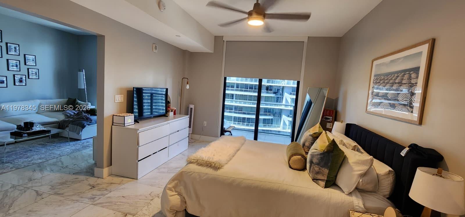 1010 Brickell Ave #4208, Miami FL 33131