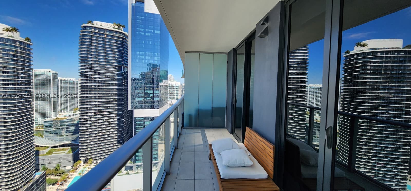 1010 Brickell Ave #4208, Miami FL 33131
