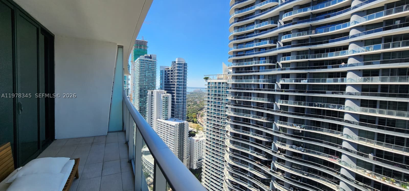 1010 Brickell Ave #4208, Miami FL 33131