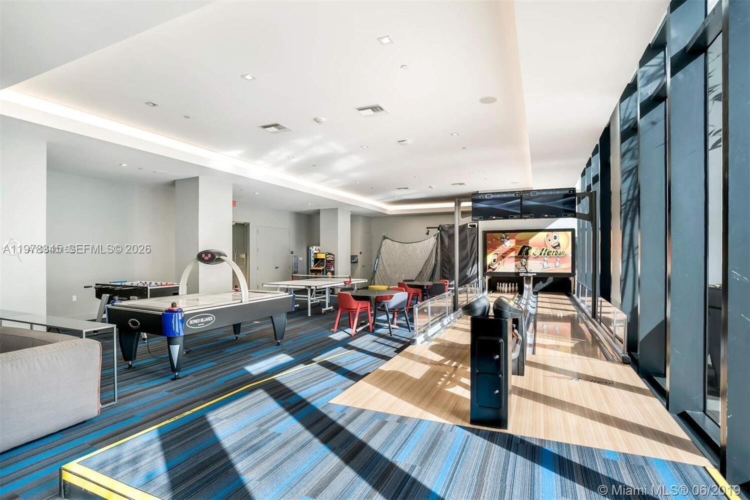 1010 Brickell Ave #4208, Miami FL 33131