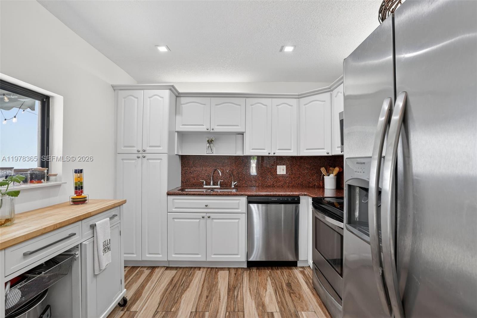 7016 SW 103rd Pl, Miami FL 33173