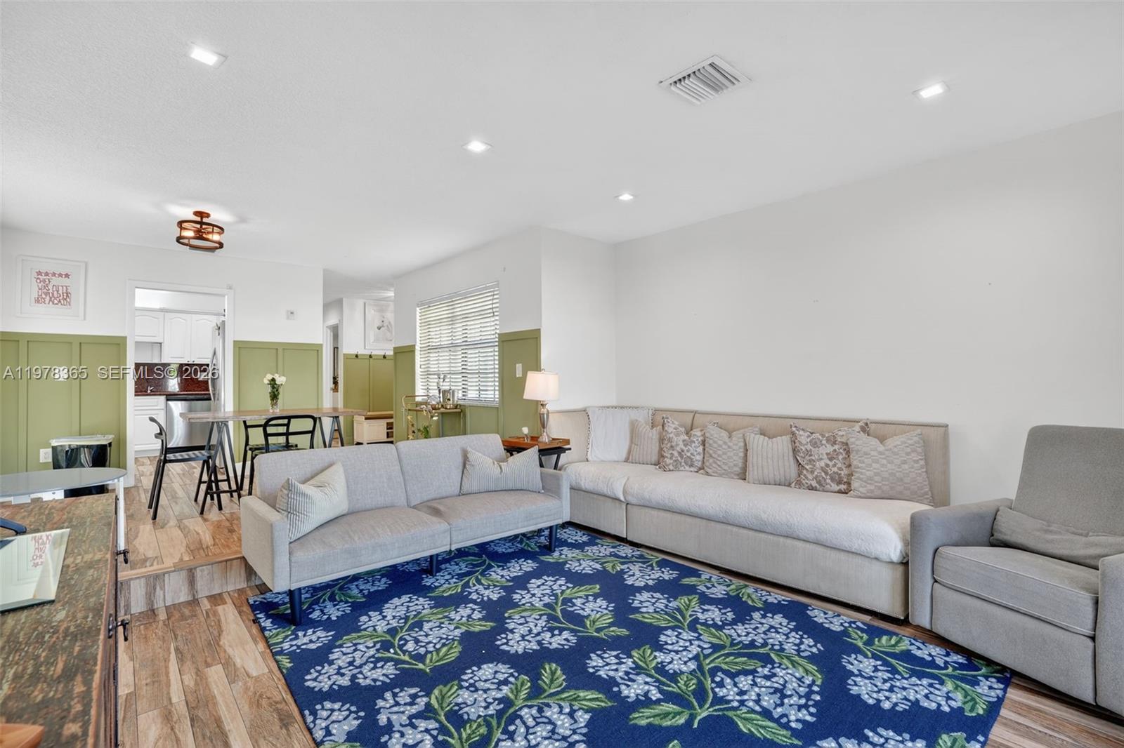 7016 SW 103rd Pl, Miami FL 33173
