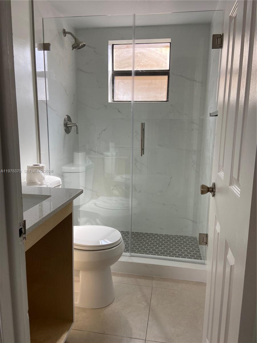 2740 W 62nd St #203, Hialeah FL 33016