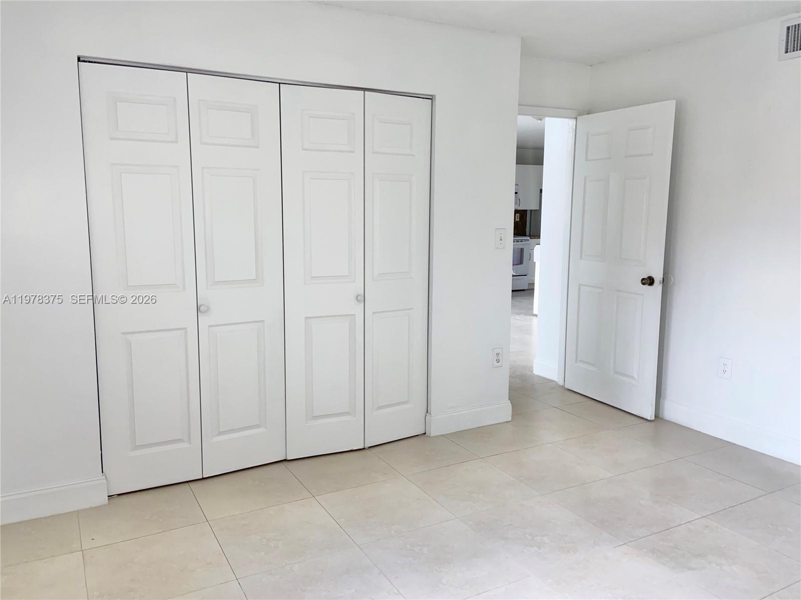 2740 W 62nd St #203, Hialeah FL 33016