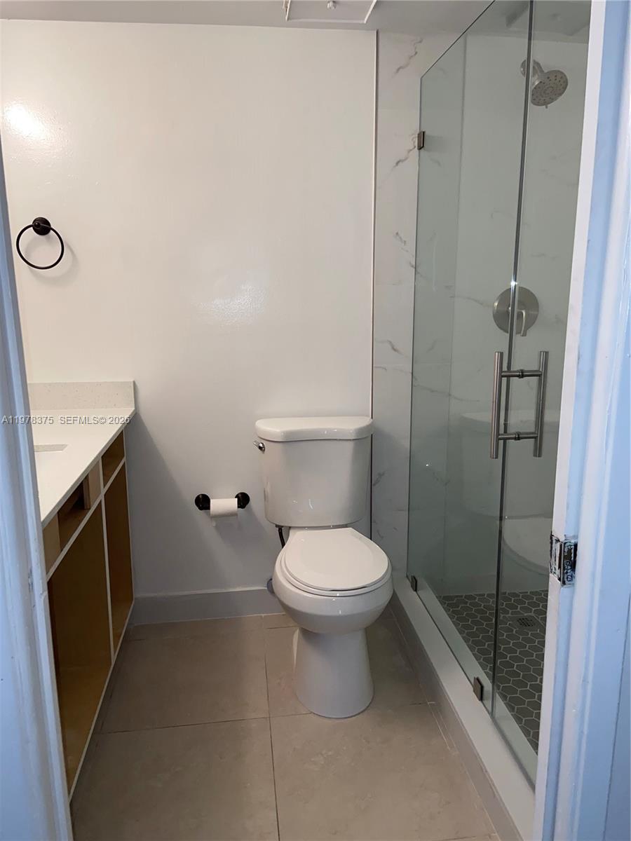 2740 W 62nd St #203, Hialeah FL 33016