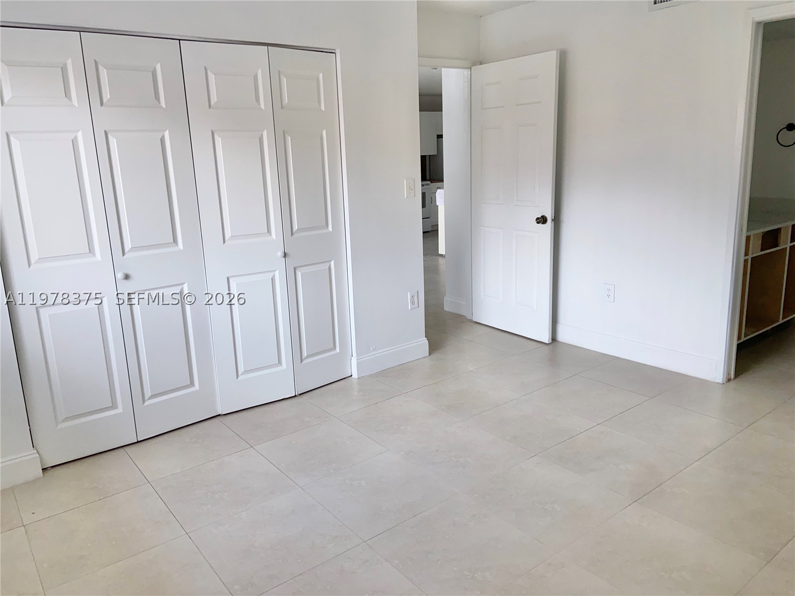 2740 W 62nd St #203, Hialeah FL 33016