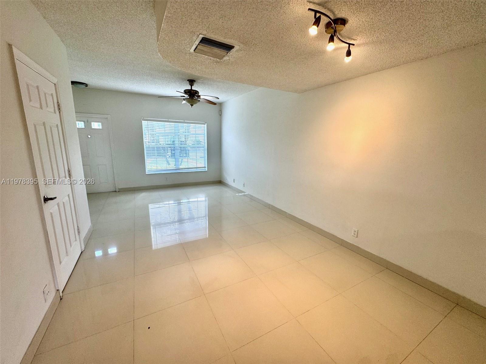 44 Key West Ct #44, Weston FL 33326