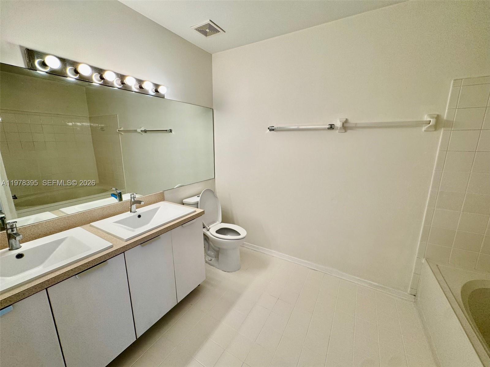 44 Key West Ct #44, Weston FL 33326
