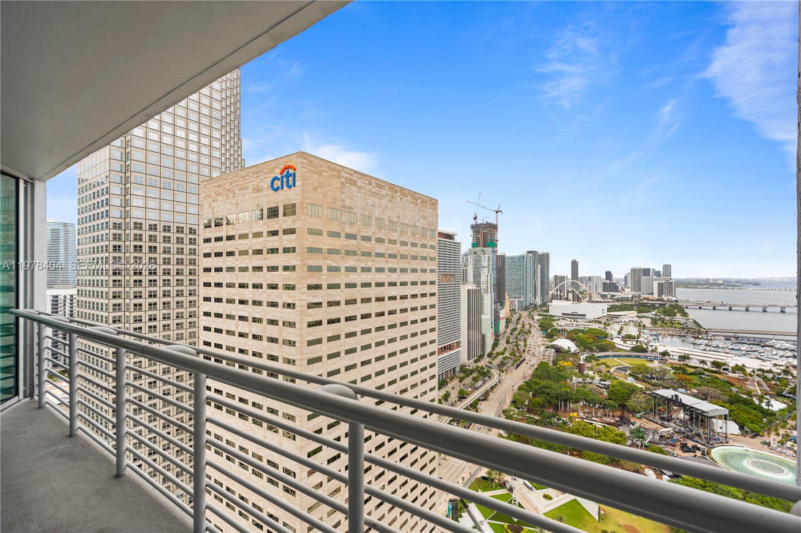 325 S BISCAYNE BL #4324, Miami FL 33131