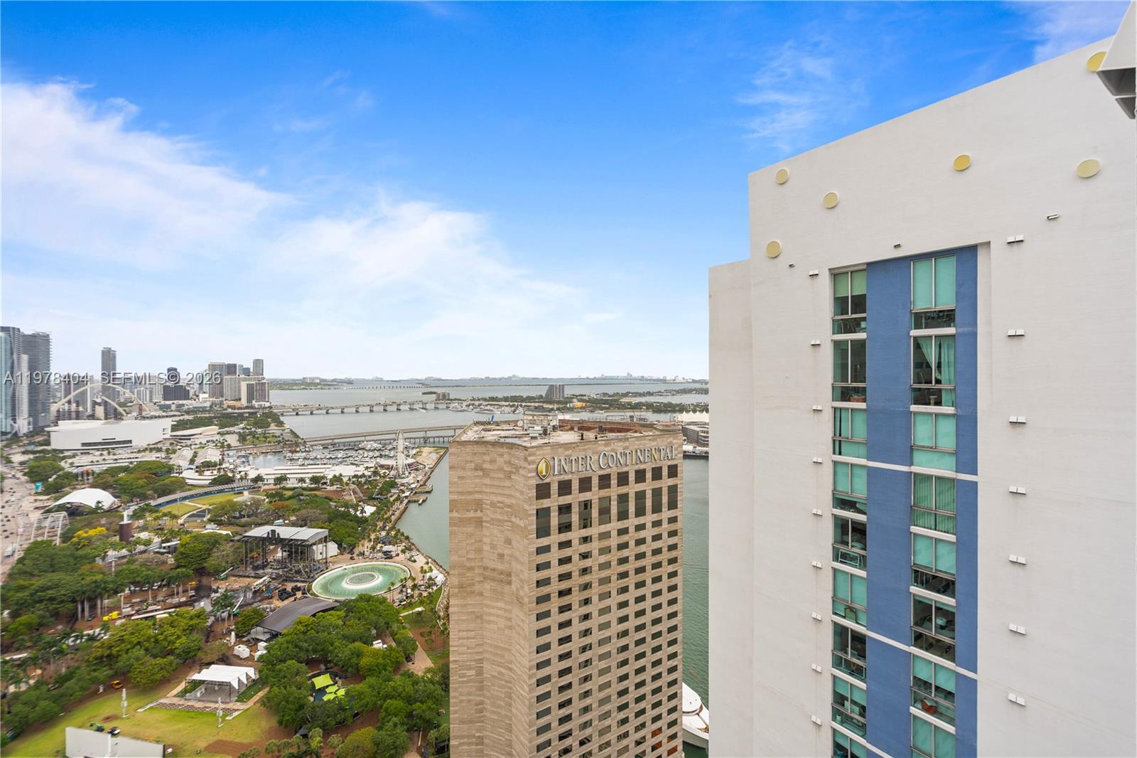 325 S BISCAYNE BL #4324, Miami FL 33131