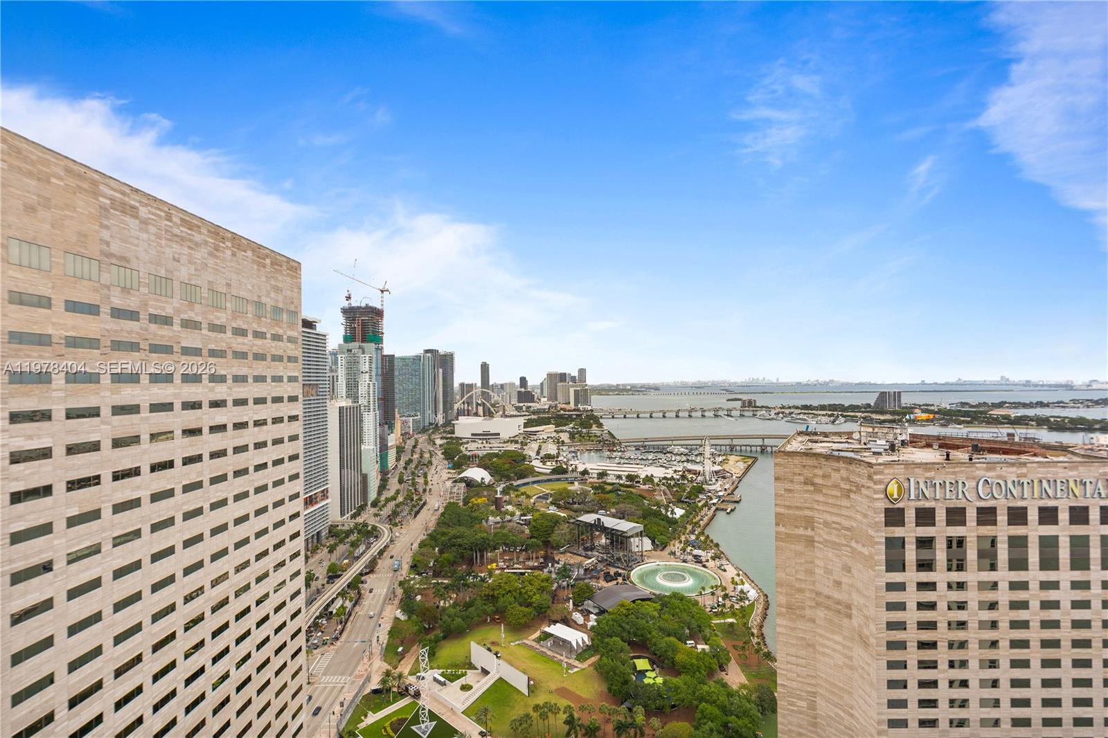 325 S BISCAYNE BL #4324, Miami FL 33131