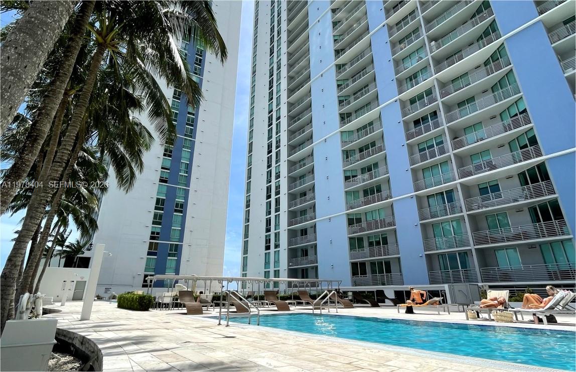 325 S BISCAYNE BL #4324, Miami FL 33131