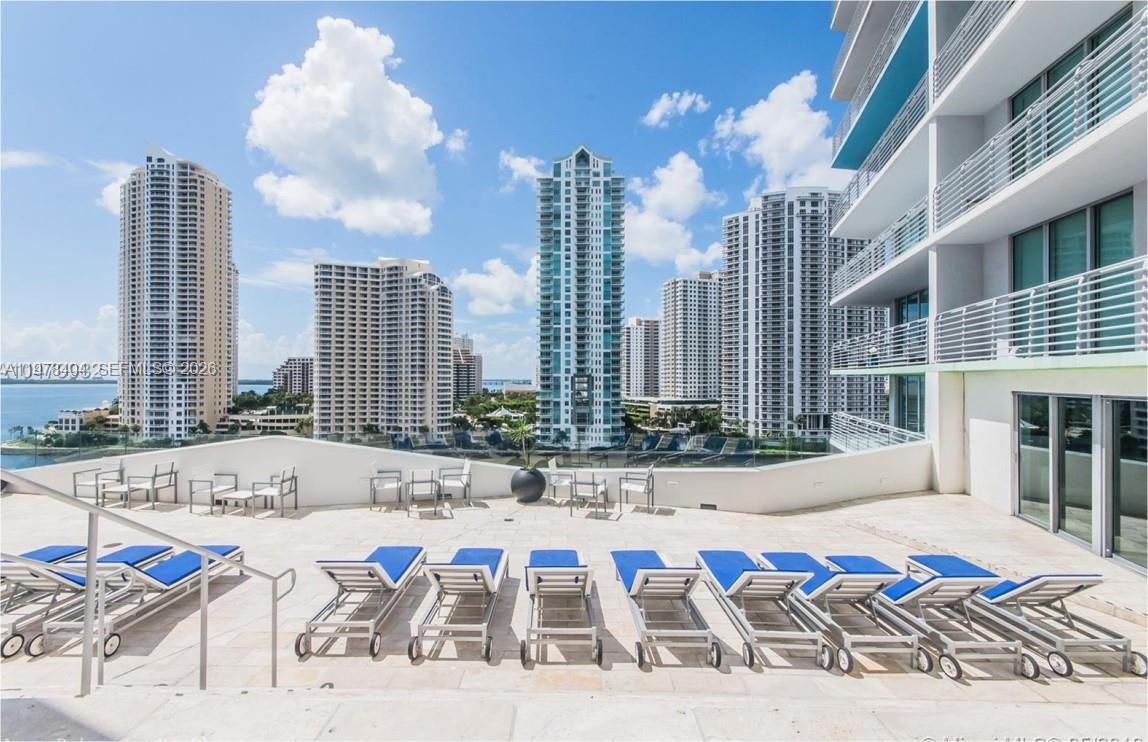 325 S BISCAYNE BL #4324, Miami FL 33131