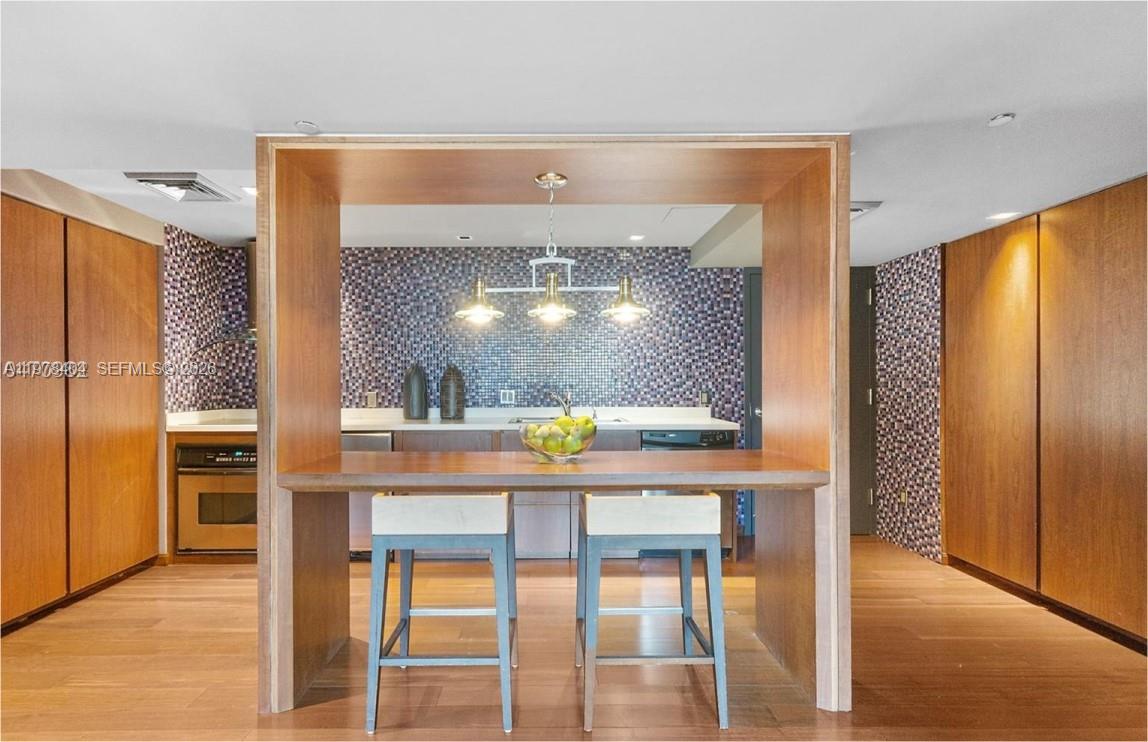325 S BISCAYNE BL #4324, Miami FL 33131