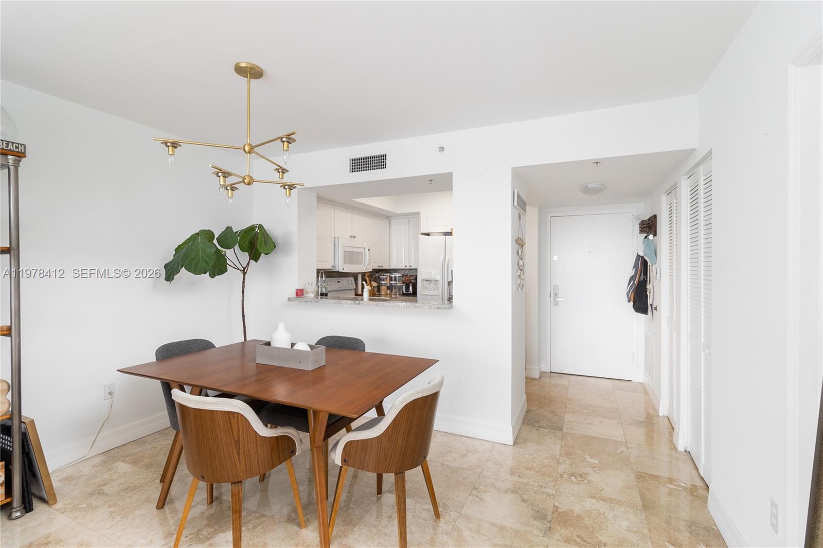 1800 Sunset Harbour Dr #809, Miami Beach FL 33139