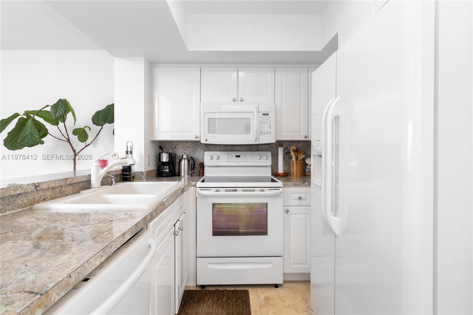 1800 Sunset Harbour Dr #809, Miami Beach FL 33139