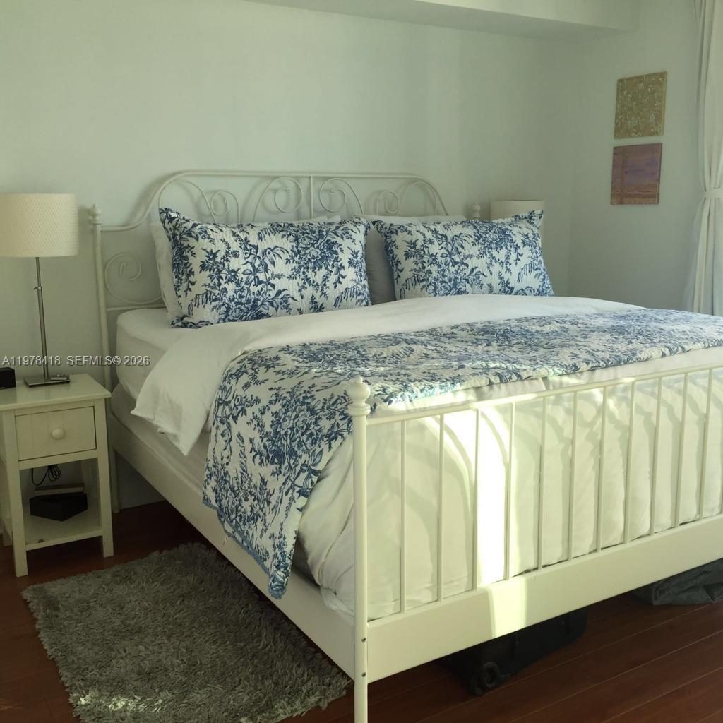 31 SE 5th St #2206, Miami FL 33131