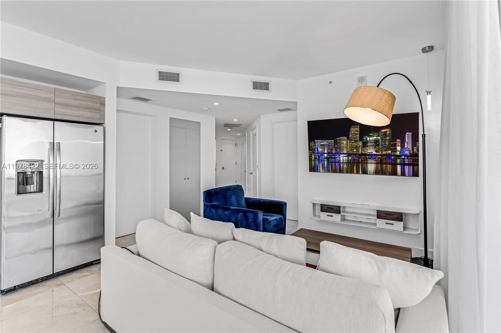121 NE 34th St #3116, Miami FL 33137